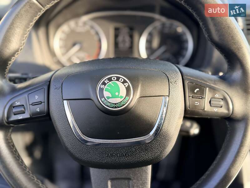 Универсал Skoda Octavia Scout 2013 в Вознесенске