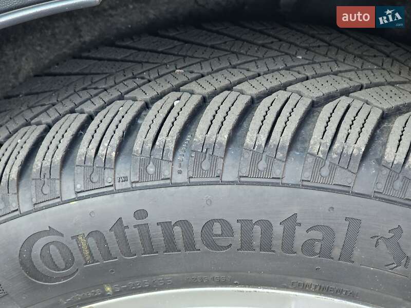 Универсал Skoda Octavia Scout 2017 в Киеве фото 20 Универсал Skoda Octavia Scout 2017 в Киеве