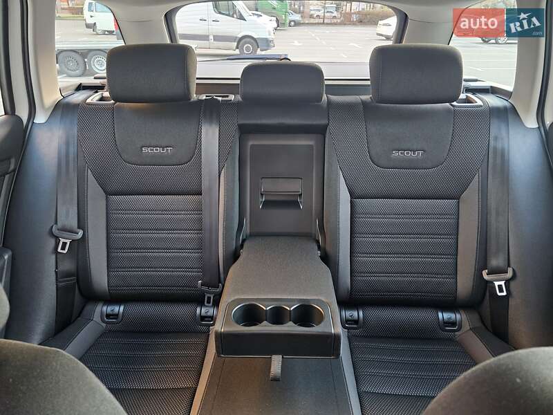 Универсал Skoda Octavia Scout 2017 в Киеве фото 56 Универсал Skoda Octavia Scout 2017 в Киеве