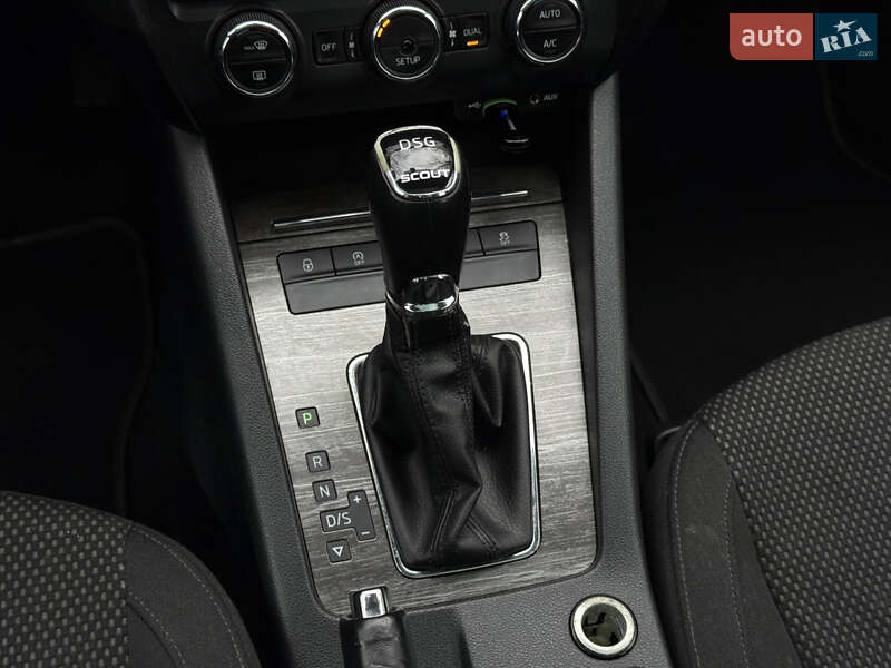 Универсал Skoda Octavia Scout 2015 в Тячеве