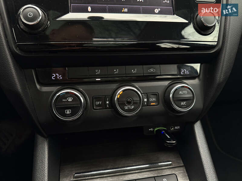 Универсал Skoda Octavia Scout 2015 в Тячеве