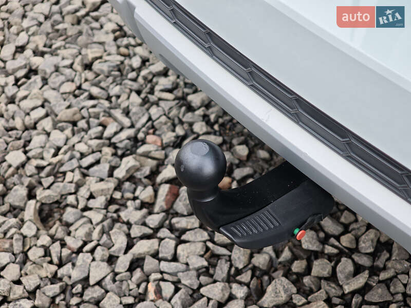 Универсал Skoda Octavia Scout 2018 в Луцке фото 56 Универсал Skoda Octavia Scout 2018 в Луцке