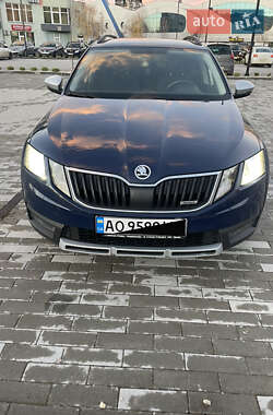 Универсал Skoda Octavia Scout 2017 в Ужгороде