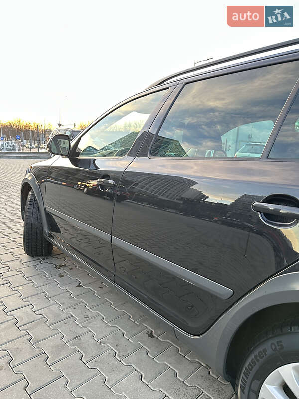 Универсал Skoda Octavia Scout 2010 в Славском