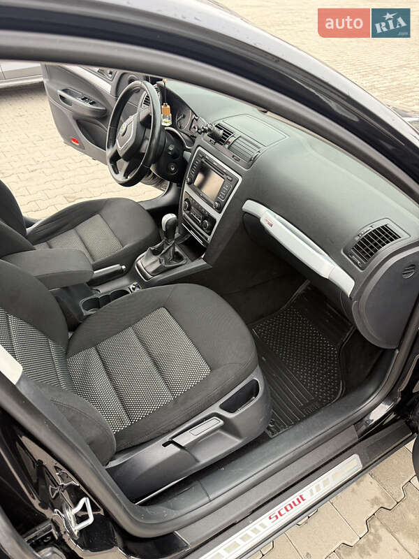 Универсал Skoda Octavia Scout 2010 в Славском