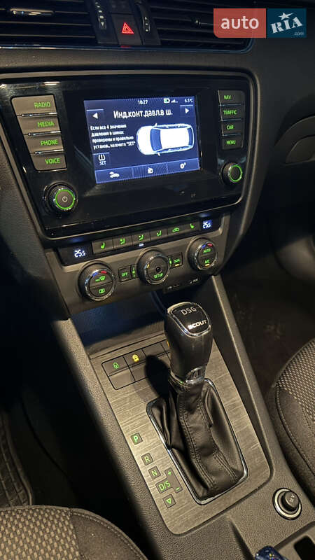 Універсал Skoda Octavia Scout 2014 в Ужгороді