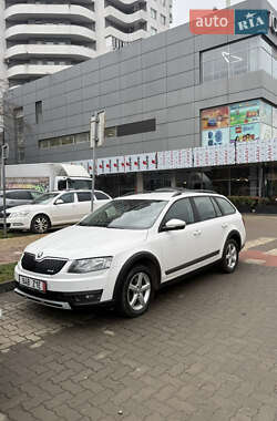 Универсал Skoda Octavia Scout 2014 в Ужгороде