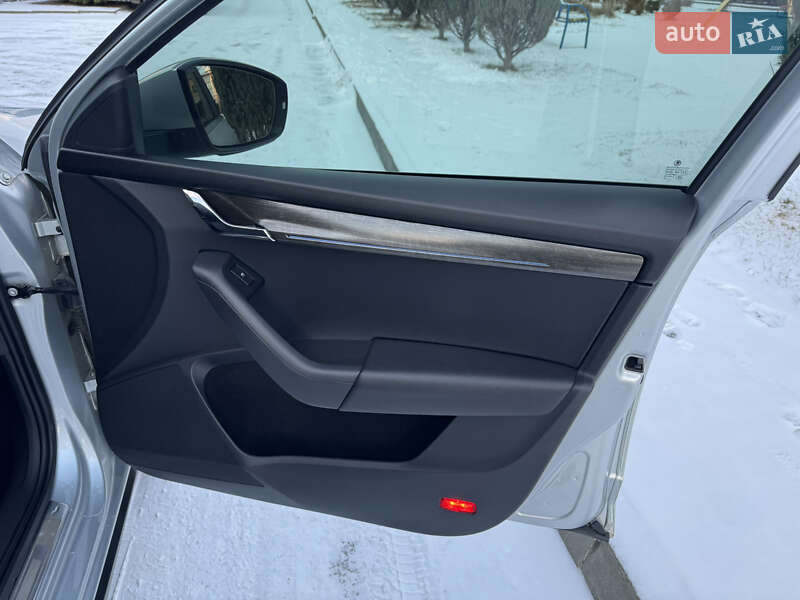 Універсал Skoda Octavia Scout 2020 в Львові