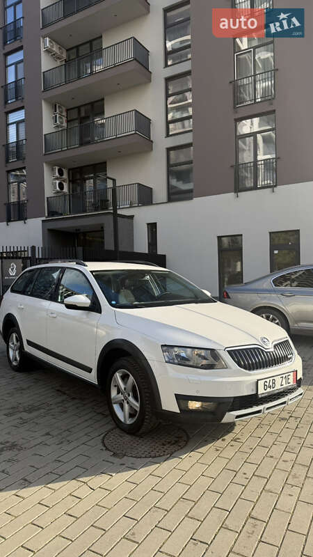 Універсал Skoda Octavia Scout 2014 в Ужгороді