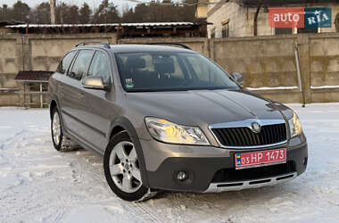 Универсал Skoda Octavia Scout 2010 в Луцке