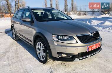 Универсал Skoda Octavia Scout 2016 в Коростене