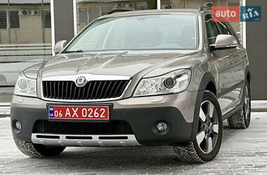 Универсал Skoda Octavia Scout 2013 в Житомире