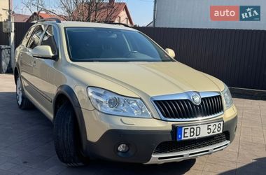 Універсал Skoda Octavia Scout 2012 в Радивиліві
