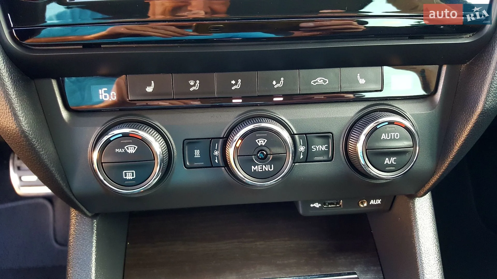 2016 Skoda Octavia - мініатюра 46