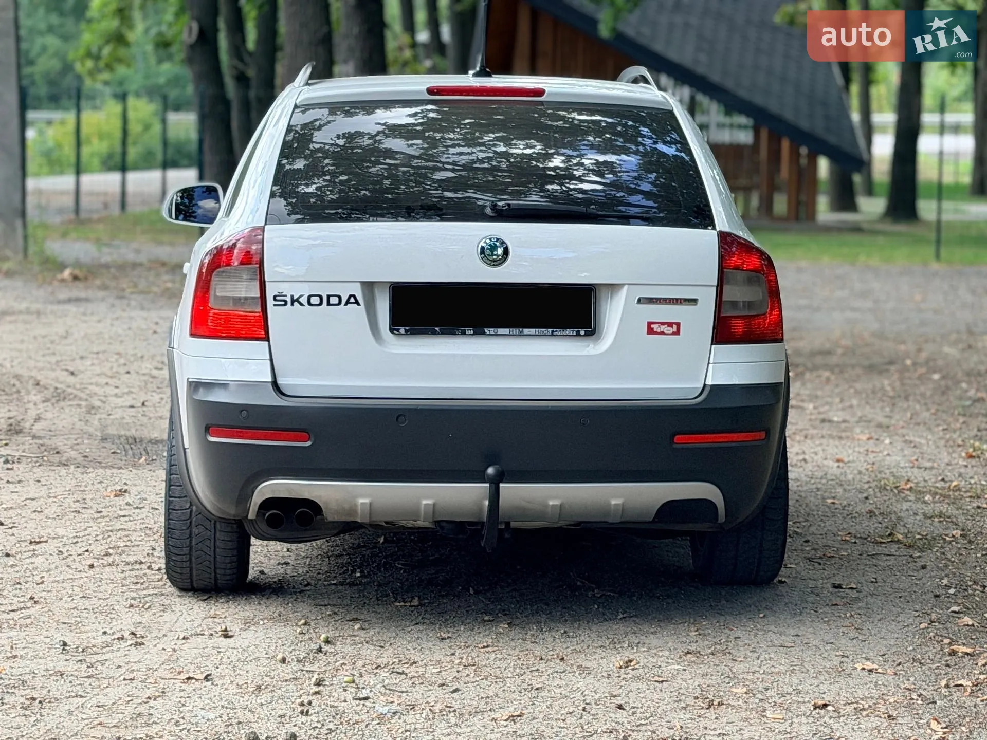 2011 Skoda Octavia - мініатюра 2