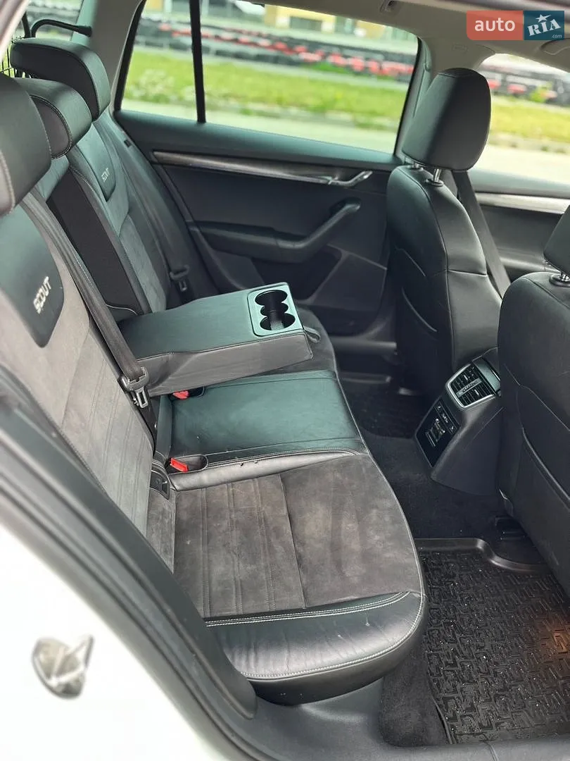 2019 Skoda Octavia - мініатюра 23