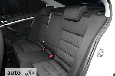 Седан Skoda Octavia 2012 в 