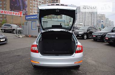 Седан Skoda Octavia 2014 в 