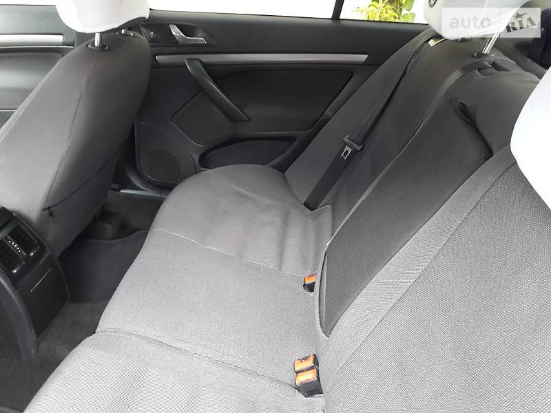 Седан Skoda Octavia 2008 в Черкассах