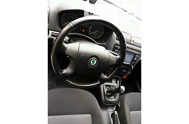 Седан Skoda Octavia 2008 в 