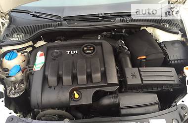 Седан Skoda Octavia 2010 в 