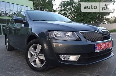 Лифтбек Skoda Octavia 2014 в Днепре