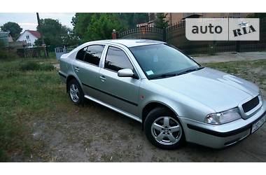 Хэтчбек Skoda Octavia 1999 в Киеве