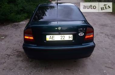 Седан Skoda Octavia 1999 в Днепре