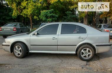 Седан Skoda Octavia 2005 в Днепре