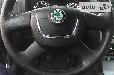 Седан Skoda Octavia 2012 в Виннице