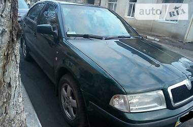 Седан Skoda Octavia 2001 в Стрые