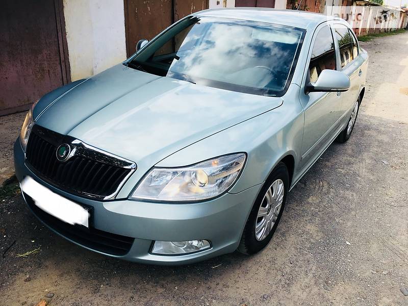 Седан Skoda Octavia 2011 в Мукачево