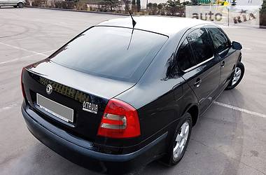 Седан Skoda Octavia 2009 в 