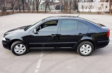 Седан Skoda Octavia 2009 в 