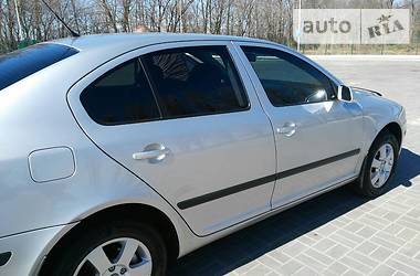 Седан Skoda Octavia 2008 в Черкассах