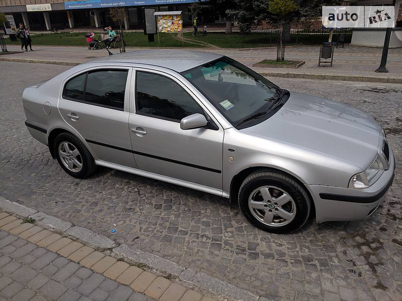 Лифтбек Skoda Octavia 2004 в Каменец-Подольском