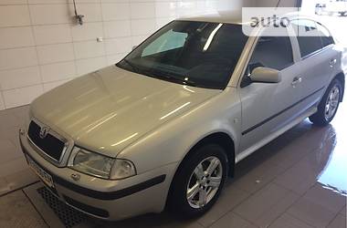 Седан Skoda Octavia 2005 в Кривому Розі