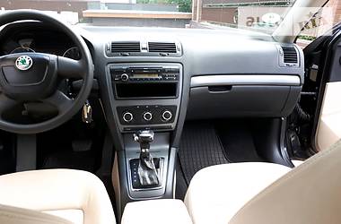 Универсал Skoda Octavia 2010 в 