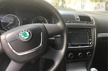 Седан Skoda Octavia 2012 в Лозовой