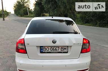 Седан Skoda Octavia 2010 в Тернополе