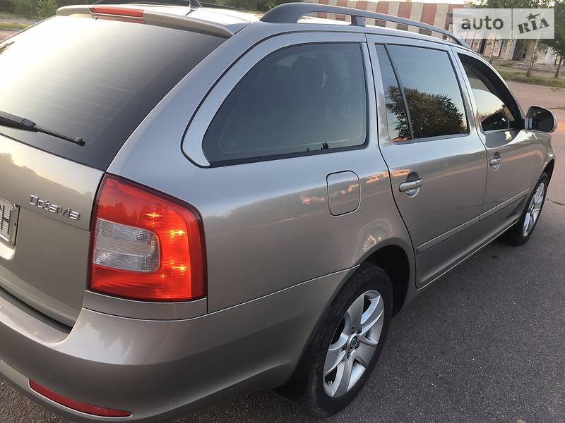 Універсал Skoda Octavia 2011 в Овручі