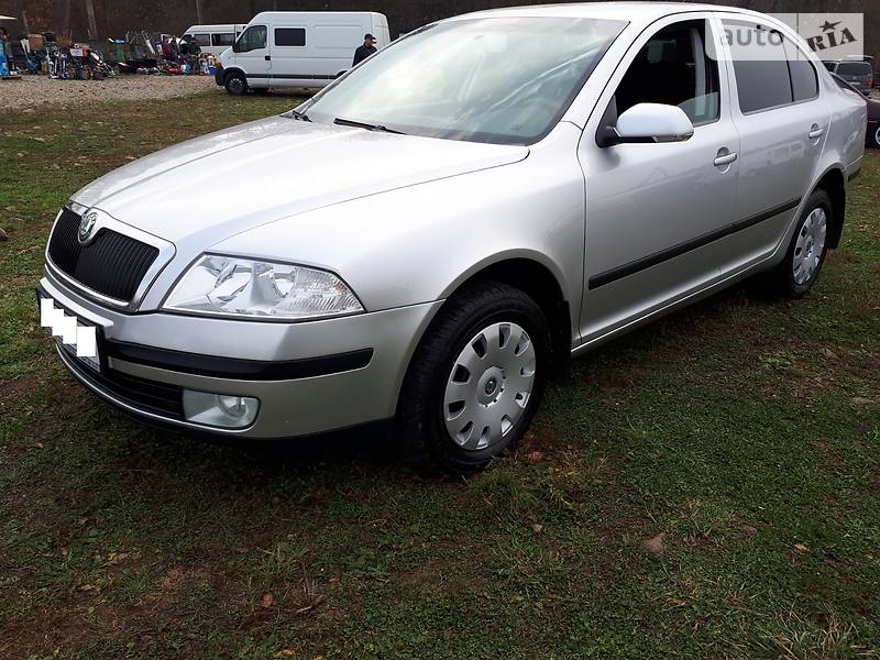 Седан Skoda Octavia 2008 в Ивано-Франковске