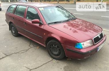 Универсал Skoda Octavia 1998 в 