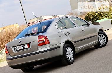 Седан Skoda Octavia 2009 в Дрогобыче