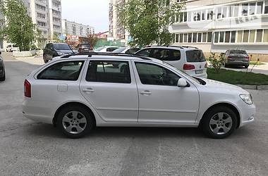 Універсал Skoda Octavia 2013 в 
