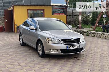 Седан Skoda Octavia 2010 в Тернополе