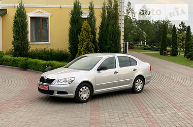 Седан Skoda Octavia 2011 в Луцке