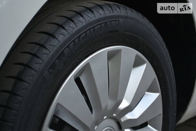 Ліфтбек Skoda Octavia 2014 в 
