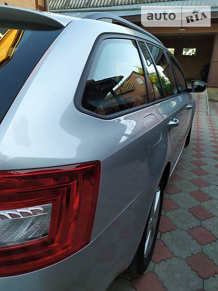 Универсал Skoda Octavia 2015 в Черкассах