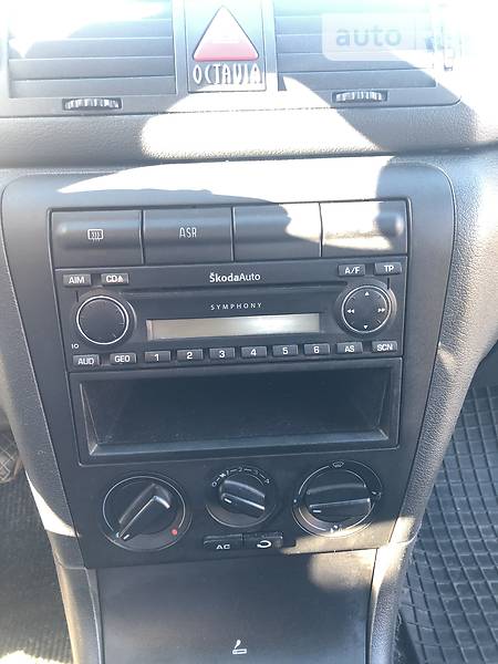 Універсал Skoda Octavia 2003 в Решетилівці